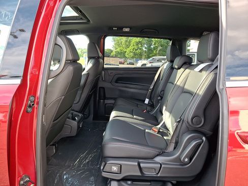 New 2026 Honda Odyssey Sport-L image 5