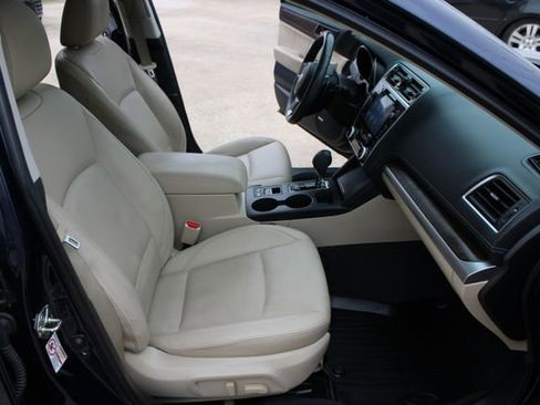 Used 2018 Subaru Outback 3.6R Limited image 45