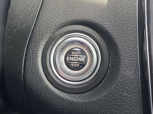 Certified 2022 Mercedes-Benz GLC 300 4MATIC image 37