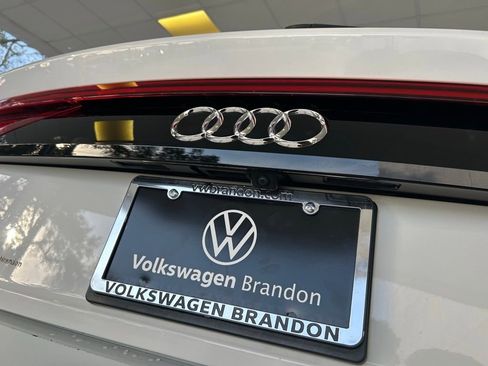 Used 2022 Audi Q8 Premium Plus w/ Premium Plus Package image 48