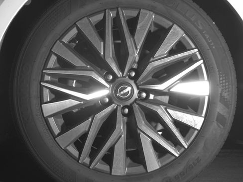 Used 2025 Nissan Altima 2.5 SV image 12