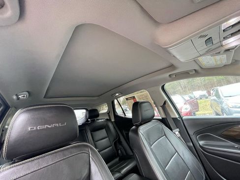 Used 2018 GMC Terrain Denali w/ Advanced Safety Package image 31