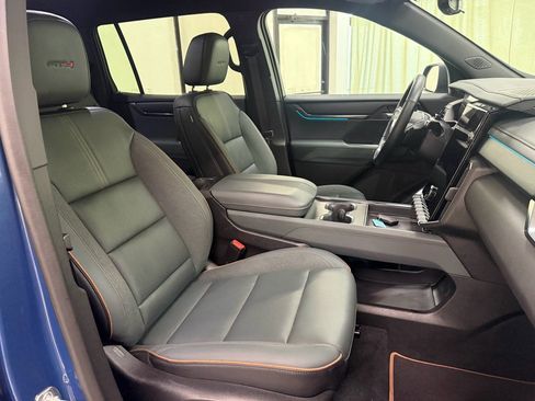 Certified 2024 GMC Acadia AT4 w/ Super Cruise Package image 27