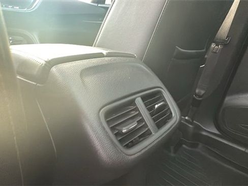 Used 2021 Buick Envision Essence w/ Sport Touring Package image 20