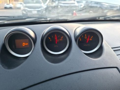 Used 2008 Nissan 350Z Touring image 22