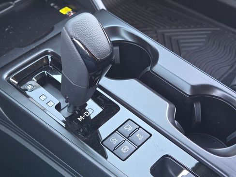 New 2026 Subaru Outback Touring AWD/4WD image 28