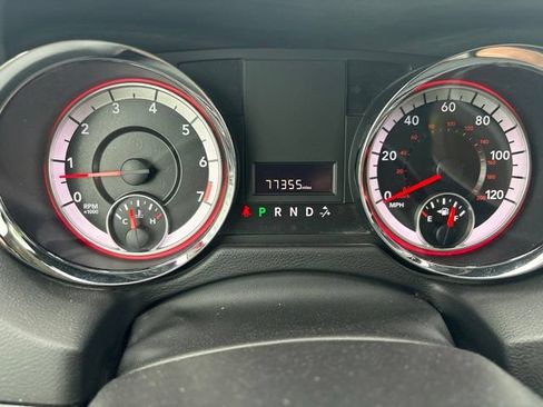 Used 2016 Dodge Grand Caravan SE w/ Quick Order Package 29E SE FWD image 7