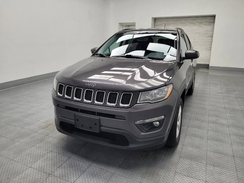 Used 2019 Jeep Compass Latitude w/ Popular Equipment Group AWD/4WD image 15