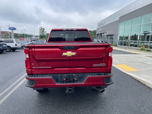 Used 2023 Chevrolet Silverado 2500 High Country w/ Z71 Off-Road Package AWD/4WD image 4
