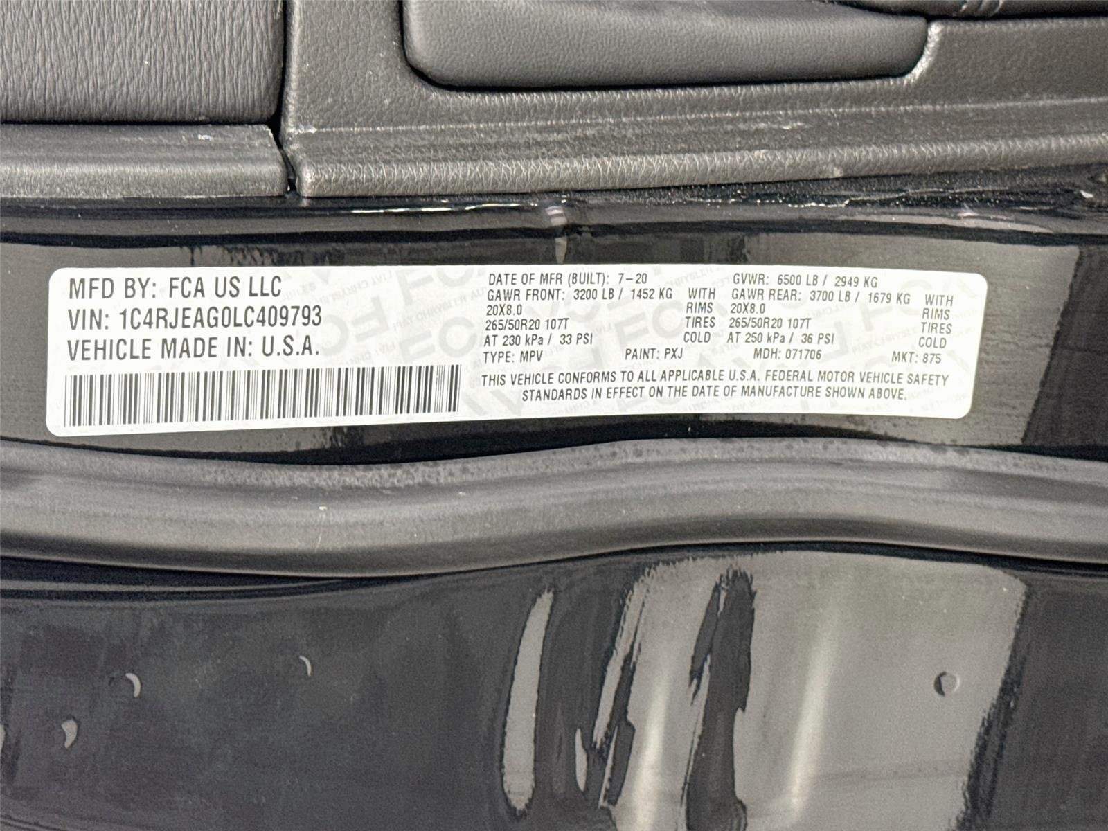 Used 2020 Jeep Grand Cherokee Altitude RWD image 32