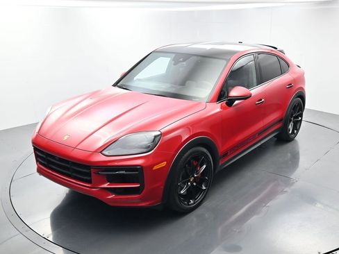 Certified 2025 Porsche Cayenne GTS image 35