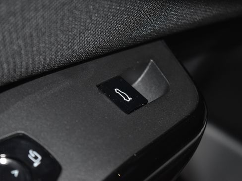 New 2026 BMW X3 xDrive30 w/ Premium Package image 6