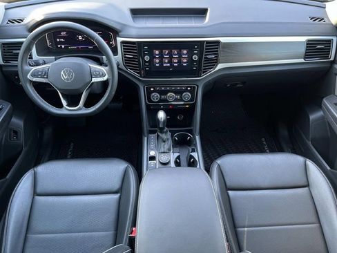 Used 2022 Volkswagen Atlas SE image 25