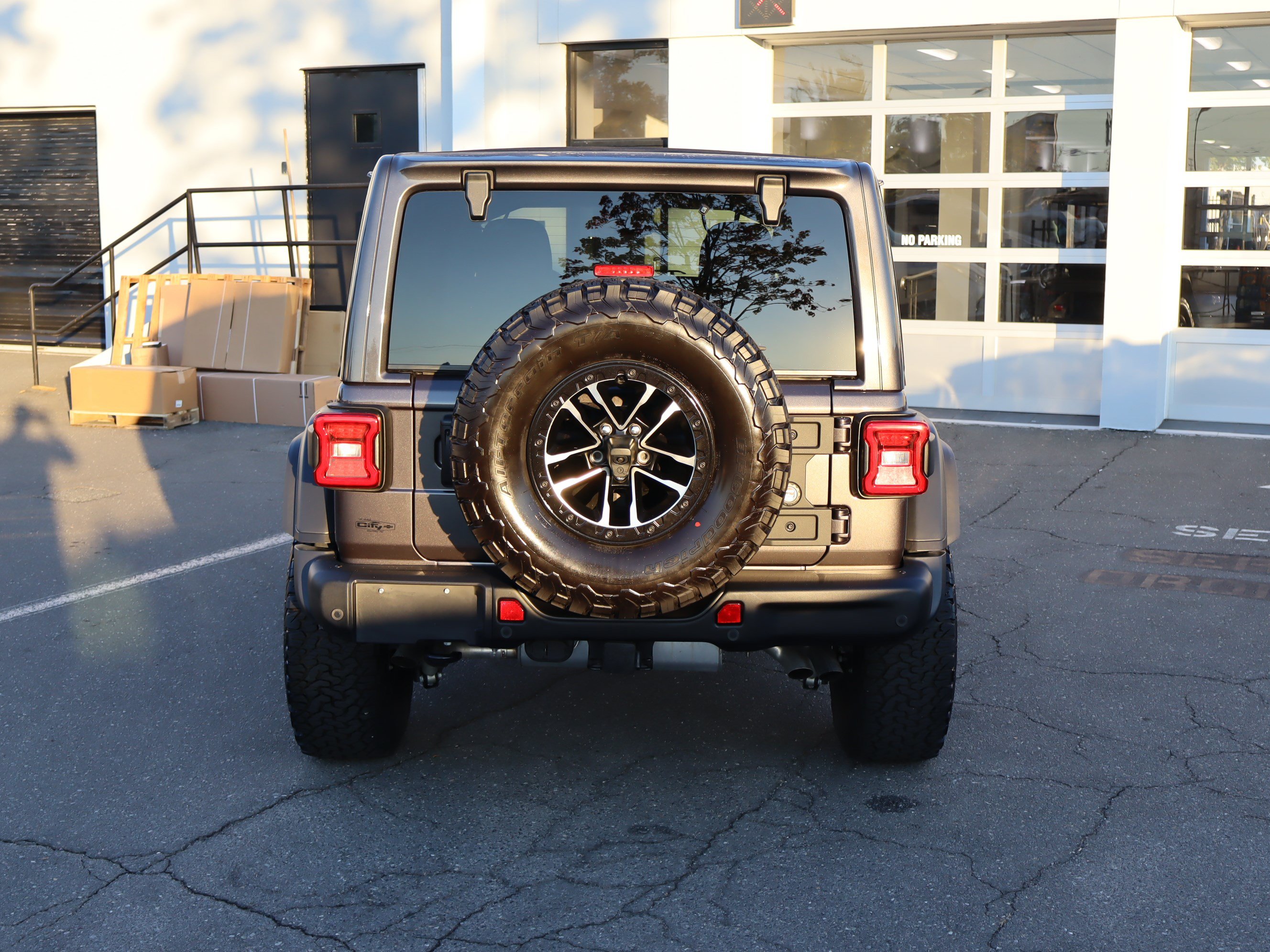Used 2026 Jeep Wrangler Unlimited Rubicon 392 AWD/4WD image 9