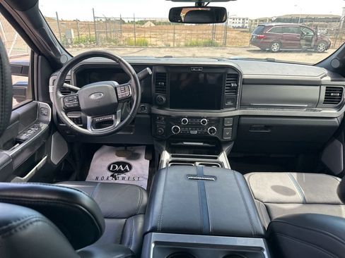 Used 2025 Ford F450 Platinum w/ FX4 Off-Road Package AWD/4WD image 8