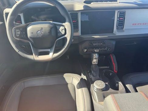 New 2025 Ford Bronco Big Bend w/ Black Diamond Package image 17