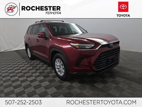 Used 2024 Toyota Grand Highlander XLE AWD/4WD image 1