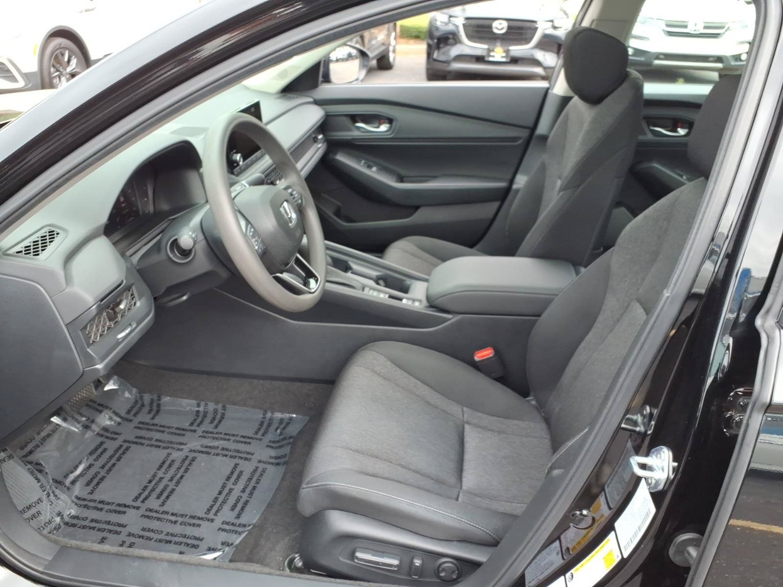 Used 2024 Honda Accord EX image 4