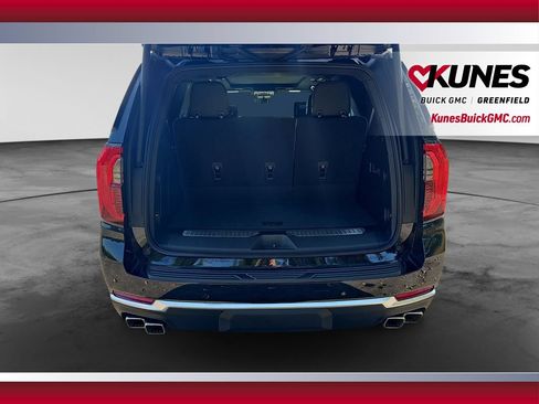 New 2026 GMC Yukon Denali w/ Denali Reserve Package AWD/4WD image 35