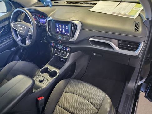Used 2022 GMC Terrain SLE w/ Driver Convenience Package image 17