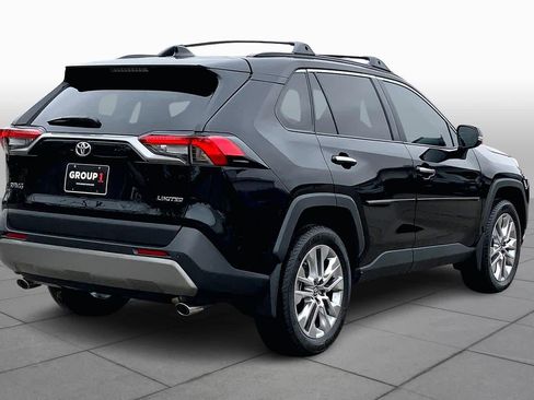 Used 2025 Toyota RAV4 Limited image 12