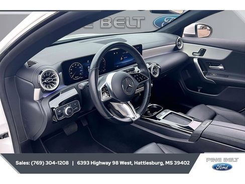 Used 2025 Mercedes-Benz CLA 250 4MATIC image 13