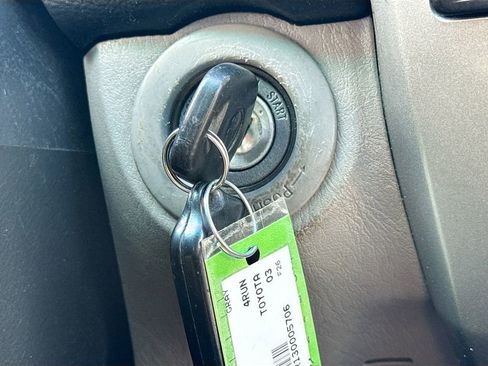 Used 2003 Toyota 4Runner Sport RWD image 17