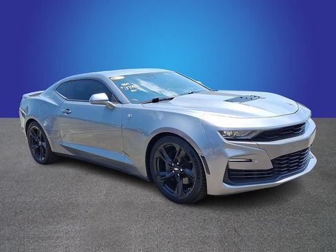 Used 2019 Chevrolet Camaro SS RWD image 3