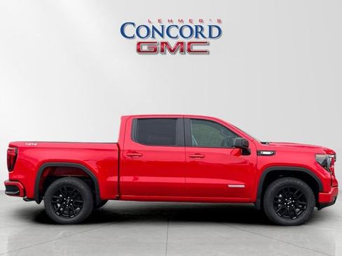 New 2026 GMC Sierra 1500 Elevation image 3