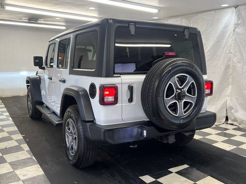 Used 2023 Jeep Wrangler Unlimited Sport AWD/4WD image 11