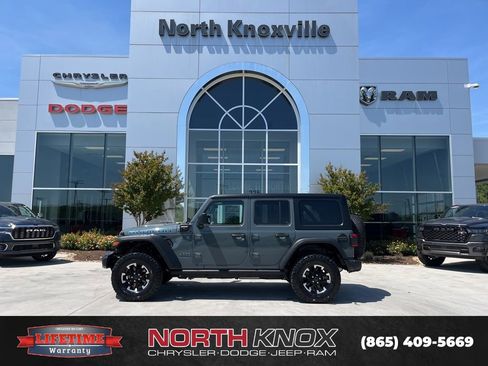 Used 2025 Jeep Wrangler Unlimited Rubicon 4xe w/ Safety Group AWD/4WD image 2