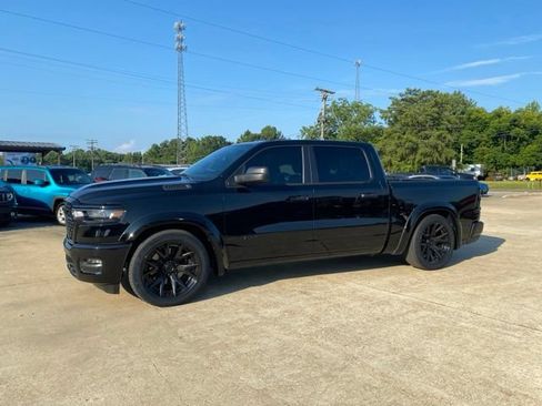 Used 2025 RAM 1500 Tradesman w/ Night Edition AWD/4WD image 18