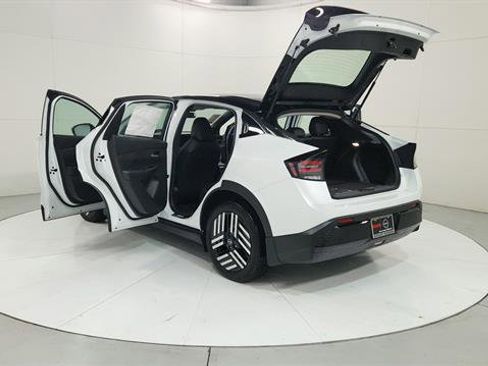 New 2026 Nissan Leaf SV+ image 30