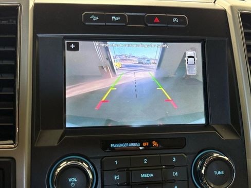 Used 2019 Ford F150 Lariat image 25