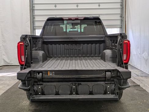 Used 2021 GMC Sierra 1500 AT4 w/ AT4 Premium Package AWD/4WD image 17