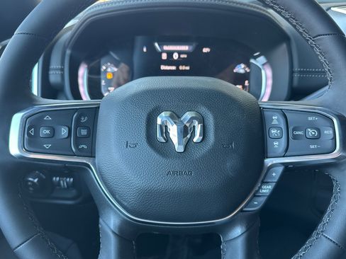 New 2026 RAM 2500 Laramie AWD/4WD image 22