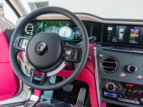 Used 2025 Rolls-Royce Cullinan image 83