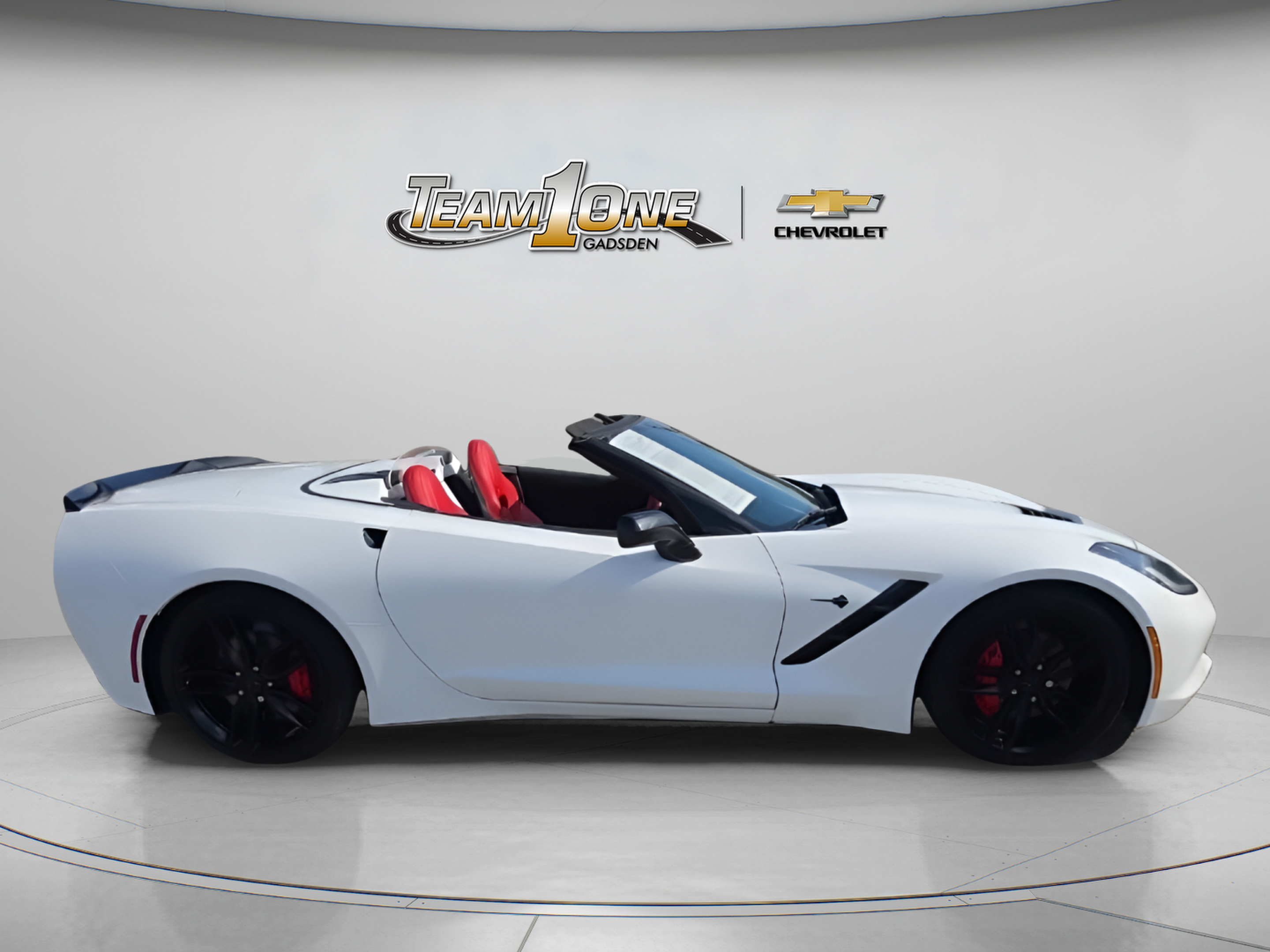 Used 2016 Chevrolet Corvette Stingray Convertible w/ 2LT Preferred Equipment Group RWD image 8