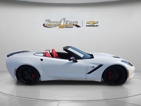 Used 2016 Chevrolet Corvette Stingray Convertible w/ 2LT Preferred Equipment Group RWD image 8