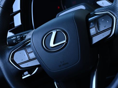 Used 2024 Lexus RX 500h F Sport image 25