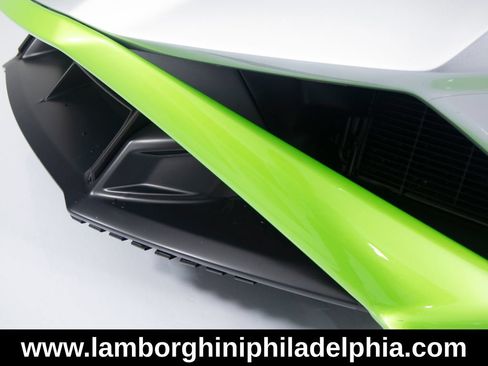 Used 2023 Lamborghini Huracan STO RWD image 41
