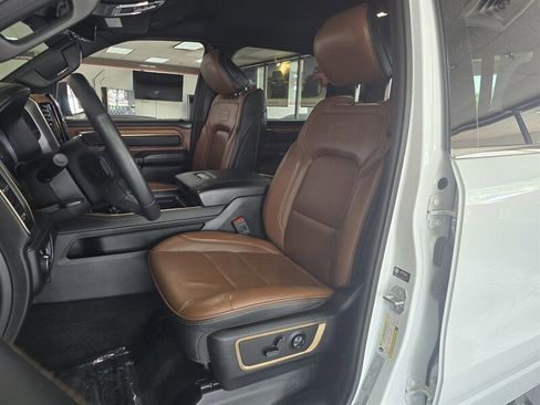 Used 2023 RAM 1500 Limited AWD/4WD image 10