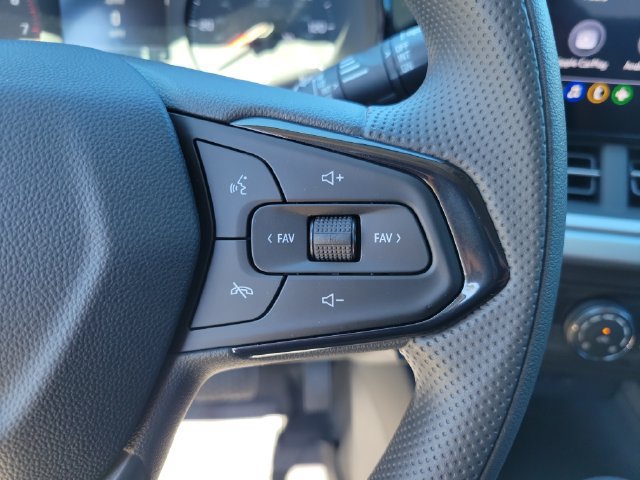 New 2026 Chevrolet Trax LS w/ LS Convenience Package FWD image 26