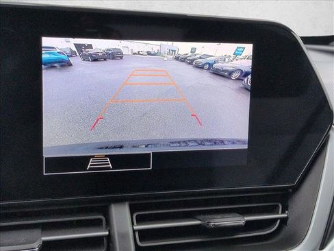 Certified 2024 Chevrolet Trax LS w/ LS Convenience Package FWD image 13