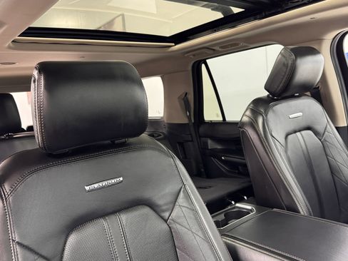 Used 2021 Ford Expedition Max Platinum image 15