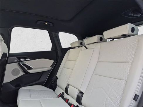New 2027 BMW X1 xDrive28i AWD/4WD image 16