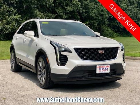 Used 2023 Cadillac XT4 Sport w/ Sun And Sound Package AWD/4WD image 9