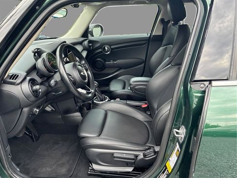 Used 2017 MINI Cooper 4-Door Hardtop FWD image 11
