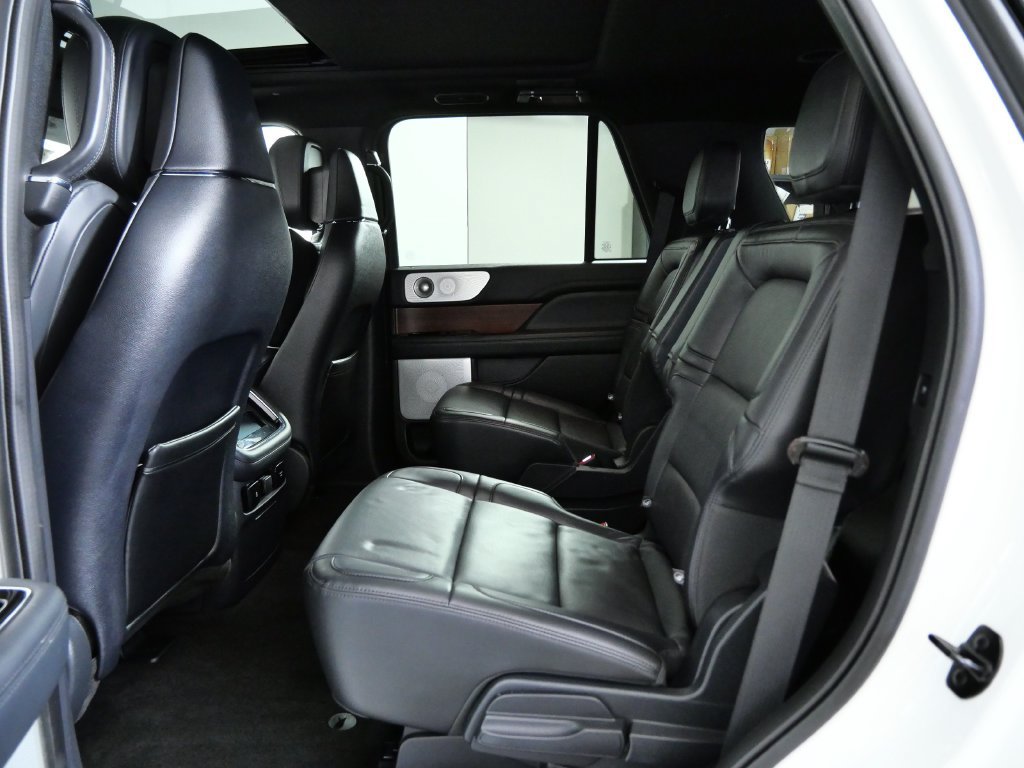 Certified 2023 Lincoln Navigator Reserve AWD/4WD image 14