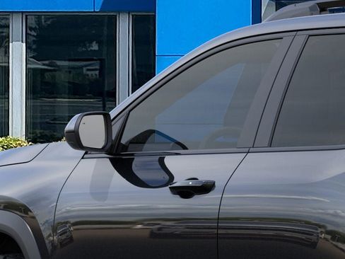 New 2026 Chevrolet Equinox ACTIV image 12